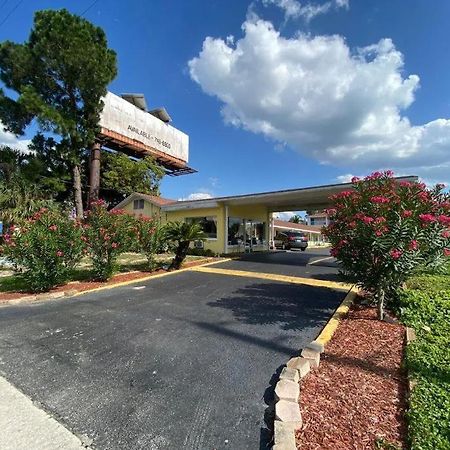 Economy Suites Winter Haven Exterior photo